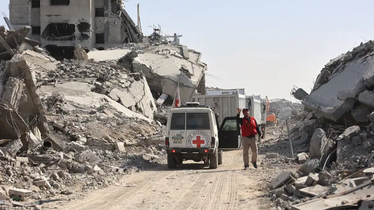 Read more about the article Hamas Returns Bodies of Three Hostages to Israel Amid Fragile Ceasefire