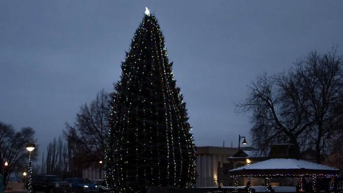 Idaho Falls Begins Holiday Season with Its Annual Tree Lighting Ceremony