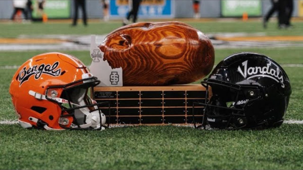 Idaho State Defeats Idaho 37–16 to Claim the Potato State Trophy