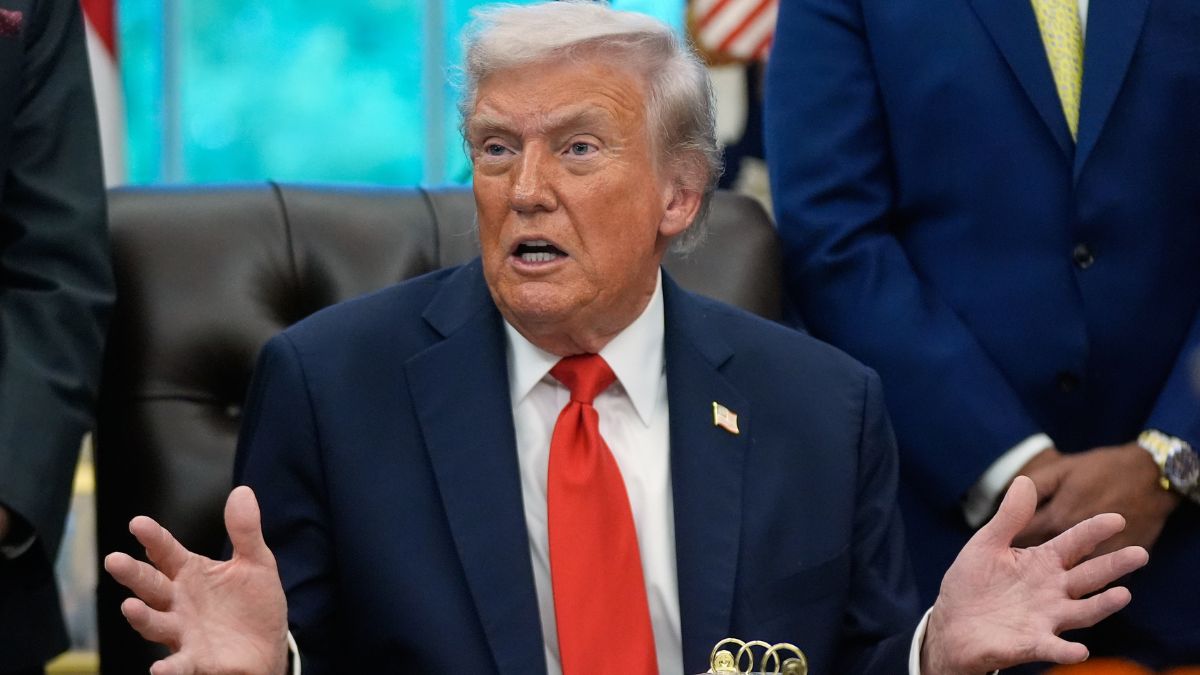 Trump Signs Law Requiring the Justice Department to Release Epstein Files