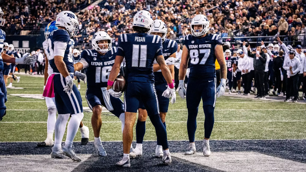 Mendenhall Unveils 17-Signee 2026 Recruiting Class for Utah State