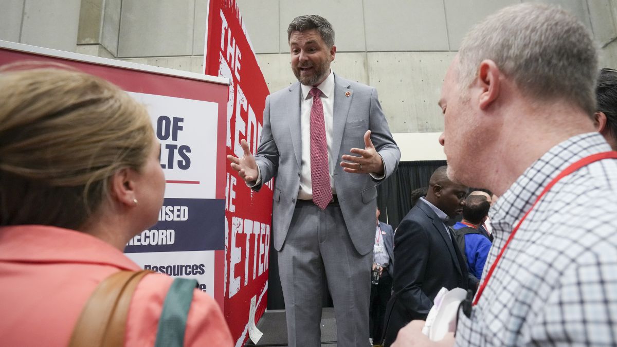 Trump-aligned Group Hires Out-of-State Signature Collectors to Challenge Utah’s New House Map